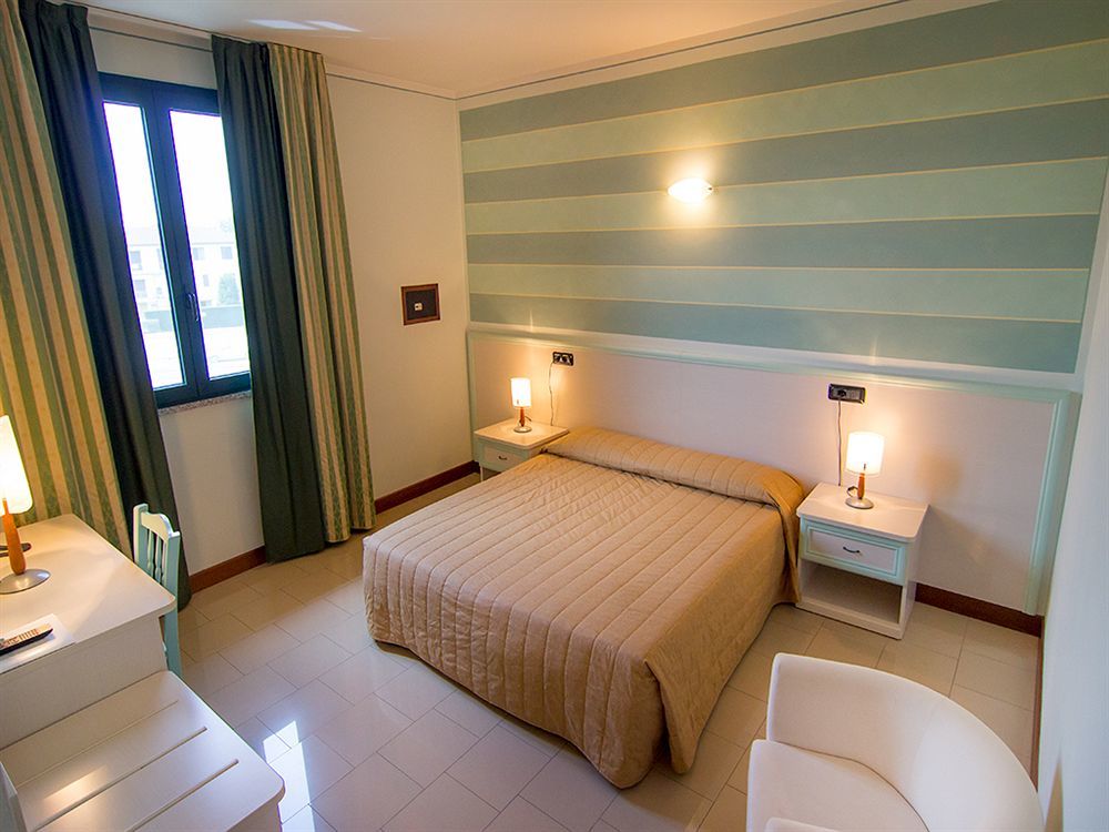 Eden Hotel Castel d'Ario Exterior photo